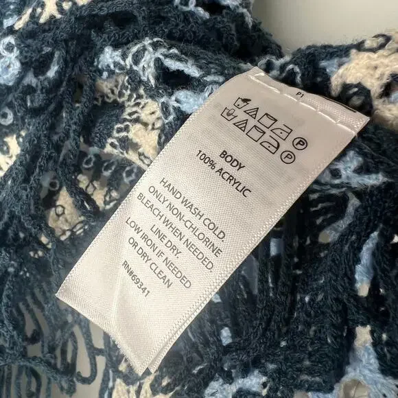 House of Harlow 1960 Crochet Knit Cropped Fringe Pullover Poncho Top O/S - Picture 4 of 7